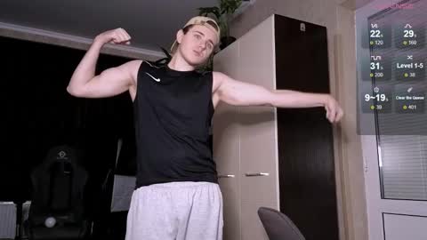 Snapshot of matt_aniston chatting on December 2024 05:53:02 PM Matt online show from December 2024 05:53:02 PM