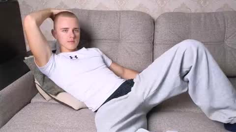 Snapshot of matt_aniston chatting on September 2025 05:01:02 PM Matt online show from September 2025 05:01:02 PM