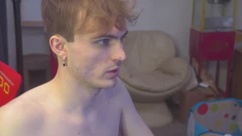 Snapshot of mattcashxxx chatting on April 2026 01:16:01 AM Matt Cash online show from April 2026 01:16:01 AM