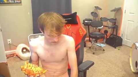 Snapshot of mattcashxxx chatting on May 2026 01:57:16 AM Matt Cash online show from May 2026 01:57:16 AM