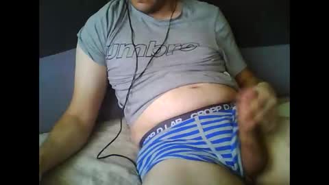 Snapshot of mattek89 chatting on December 2024 12:27:01 PM mattek89 online show from December 2024 12:27:01 PM