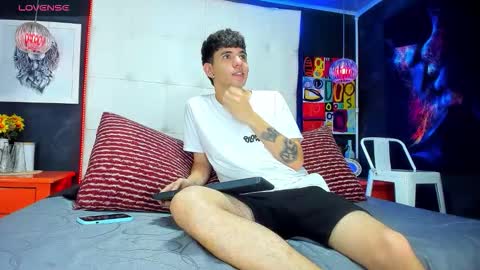 Snapshot of matteo12_ chatting on September 2025 04:14:02 AM ---Matteo--- online show from September 2025 04:14:02 AM