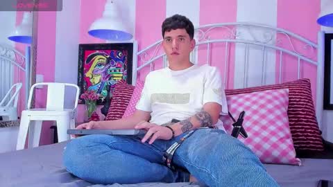 Snapshot of matteo12_ chatting on October 2025 10:07:02 PM ---Matteo--- online show from October 2025 10:07:02 PM