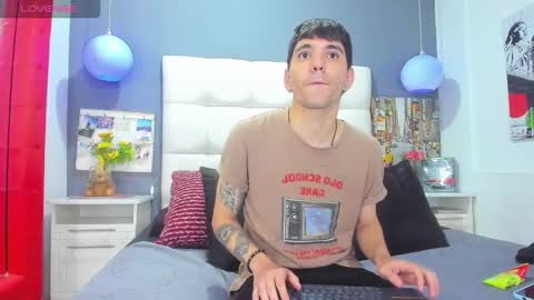 Snapshot of matteo12_ chatting on October 2025 02:59:02 AM ---Matteo--- online show from October 2025 02:59:02 AM