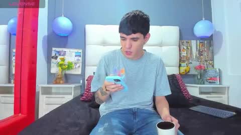 Snapshot of matteo12_ chatting on October 2025 02:59:01 AM ---Matteo--- online show from October 2025 02:59:01 AM