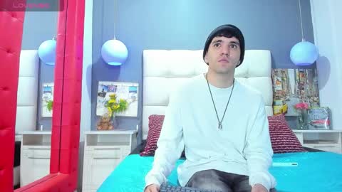 Snapshot of matteo12_ chatting on November 2025 02:36:01 AM ---Matteo--- online show from November 2025 02:36:01 AM