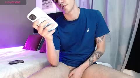 Snapshot of matteo12_ chatting on November 2025 10:30:01 PM ---Matteo--- online show from November 2025 10:30:01 PM