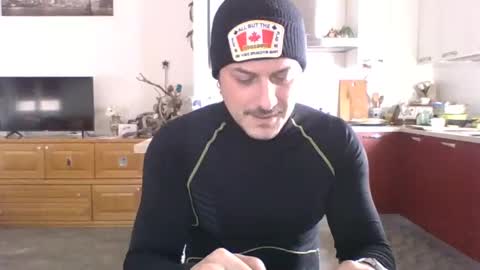 Snapshot of matteushh87 chatting on February 2025 09:19:01 AM matteushh87 online show from February 2025 09:19:01 AM