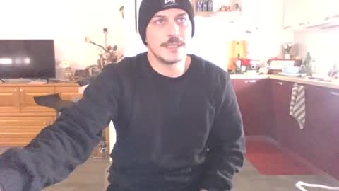 Snapshot of matteushh87 chatting on February 2025 07:55:02 AM matteushh87 online show from February 2025 07:55:02 AM