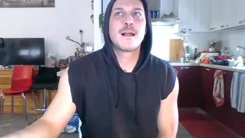 Snapshot of matteushh87 chatting on February 2025 09:54:01 AM matteushh87 online show from February 2025 09:54:01 AM