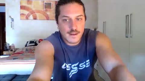 Snapshot of matteushh87 chatting on October 2025 09:31:01 AM matteushh87 online show from October 2025 09:31:01 AM