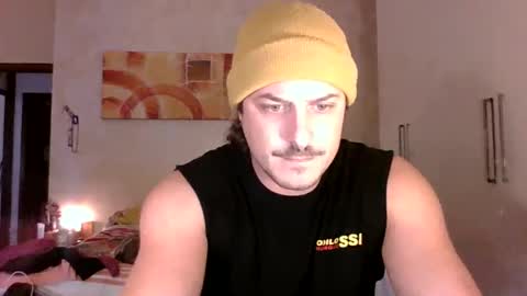 Snapshot of matteushh87 chatting on October 2025 08:28:01 AM matteushh87 online show from October 2025 08:28:01 AM