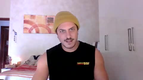 Snapshot of matteushh87 chatting on October 2025 08:15:02 AM matteushh87 online show from October 2025 08:15:02 AM