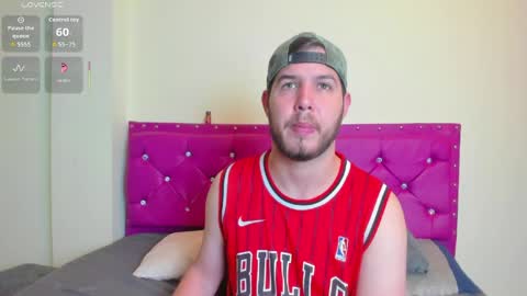 Snapshot of matthew_gill chatting on April 2026 04:46:01 AM matthewlatinc online show from April 2026 04:46:01 AM