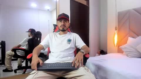 Matthew online show from April 2026 07:52:02 PM