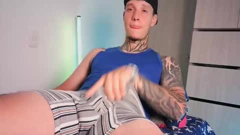 Snapshot of matthewjones1 chatting on October 2025 04:20:02 PM Matt online show from October 2025 04:20:02 PM