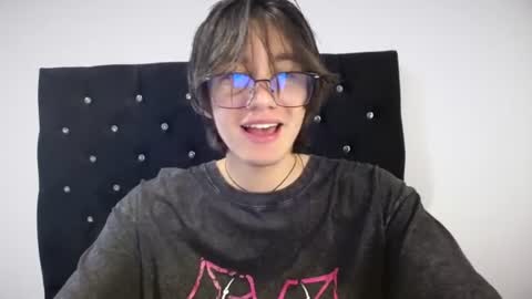 Snapshot of matti_mendez_ chatting on July 2026 06:00:02 PM Matti Mendez online show from July 2026 06:00:02 PM
