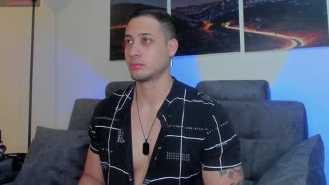 mattsaill_ online show from February 2025 11:21:02 AM