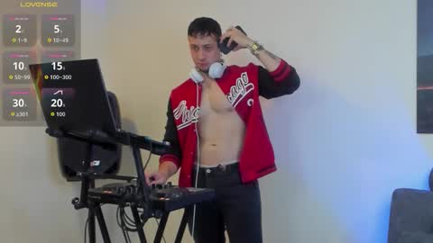 mattsaill_ online show from September 2025 02:22:02 AM