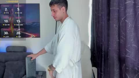 mattsaill_ online show from September 2025 01:35:02 PM