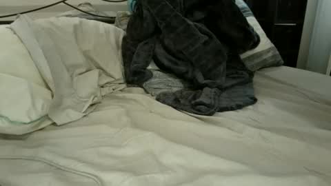 mattsroom123 online show from February 2025 04:15:02 PM