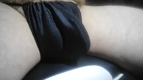 Snapshot of mattty13 chatting on November 2025 04:58:02 PM Hairy Bud online show from November 2025 04:58:02 PM