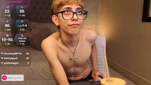 matty_spark online show from October 2025 01:19:01 PM