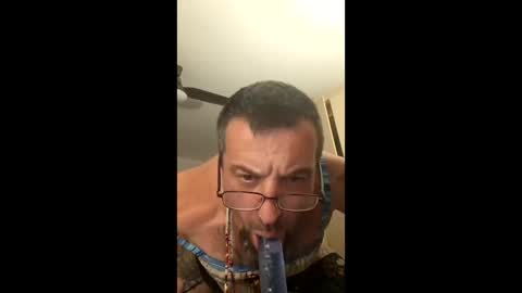 Snapshot of mattyemuegg chatting on January 2026 03:15:01 PM mattyemuegg online show from January 2026 03:15:01 PM
