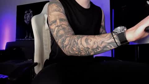 Matt online show from November 2025 07:51:01 AM