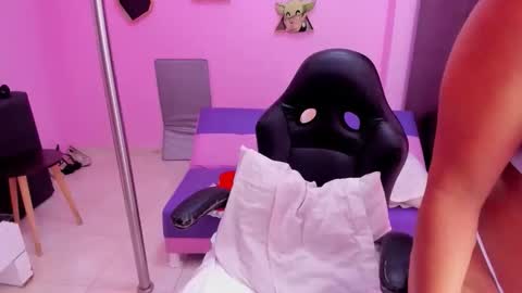 Snapshot of mature_bitch_monster_ass chatting on April 2026 11:58:01 AM call me mommy online show from April 2026 11:58:01 AM