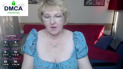 Snapshot of mature_blonde7 chatting on March 2026 01:39:01 PM Lana online show from March 2026 01:39:01 PM