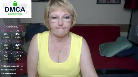 Snapshot of mature_blonde7 chatting on April 2026 06:44:01 AM Lana online show from April 2026 06:44:01 AM