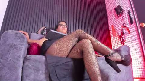 Snapshot of mature_naughty_x chatting on June 2026 02:53:01 AM DEBORA online show from June 2026 02:53:01 AM