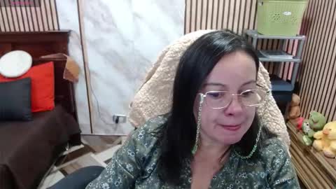 Snapshot of mature_wolf chatting on March 2026 08:24:01 PM Sonia online show from March 2026 08:24:01 PM