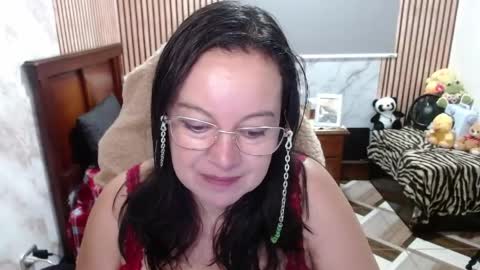 Snapshot of mature_wolf chatting on April 2026 03:37:02 PM Sonia online show from April 2026 03:37:02 PM