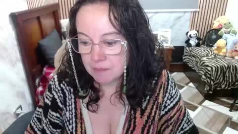 Snapshot of mature_wolf chatting on April 2026 04:45:02 PM Sonia online show from April 2026 04:45:02 PM