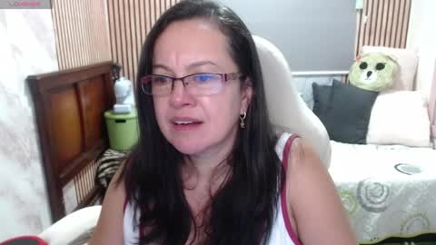 Snapshot of mature_wolf chatting on June 2026 09:30:01 PM Sonia online show from June 2026 09:30:01 PM