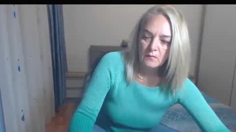 maturediana online show from October 2025 02:01:02 AM