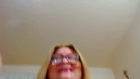 maturehot649 online show from December 2024 11:16:01 AM