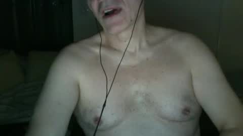 Snapshot of maturehotman chatting on February 2025 07:22:02 PM maturehotman online show from February 2025 07:22:02 PM