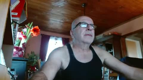 Snapshot of mauriceandre chatting on January 2025 01:47:01 PM Maurice online show from January 2025 01:47:01 PM