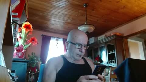 Snapshot of mauriceandre chatting on January 2025 01:53:01 PM Maurice online show from January 2025 01:53:01 PM