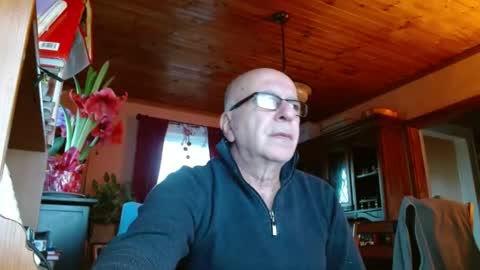 Snapshot of mauriceandre chatting on January 2025 12:26:02 PM Maurice online show from January 2025 12:26:02 PM