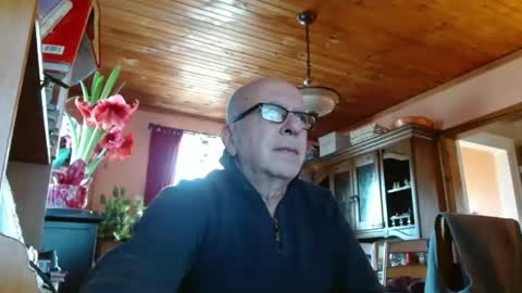 Snapshot of mauriceandre chatting on January 2025 03:28:01 PM Maurice online show from January 2025 03:28:01 PM