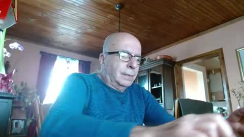 Snapshot of mauriceandre chatting on January 2025 01:52:01 PM Maurice online show from January 2025 01:52:01 PM