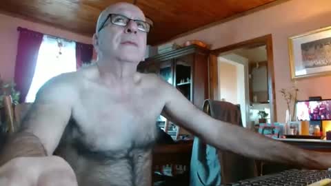 Snapshot of mauriceandre chatting on January 2025 02:31:02 PM Maurice online show from January 2025 02:31:02 PM