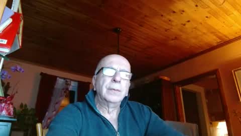 Snapshot of mauriceandre chatting on February 2025 11:21:01 AM Maurice online show from February 2025 11:21:01 AM