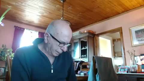 Snapshot of mauriceandre chatting on February 2025 03:36:02 PM Maurice online show from February 2025 03:36:02 PM