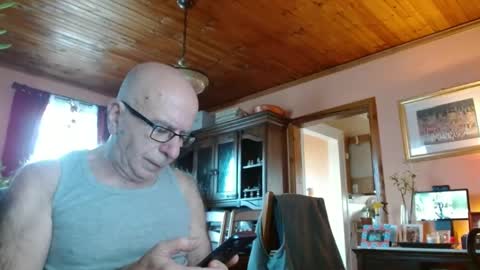 Snapshot of mauriceandre chatting on February 2025 02:27:02 PM Maurice online show from February 2025 02:27:02 PM