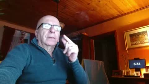 Snapshot of mauriceandre chatting on February 2025 11:32:01 PM Maurice online show from February 2025 11:32:01 PM